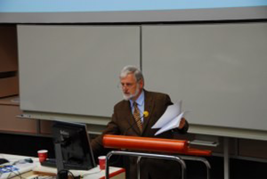 Dr. Klaus Renoldner as a lecturer